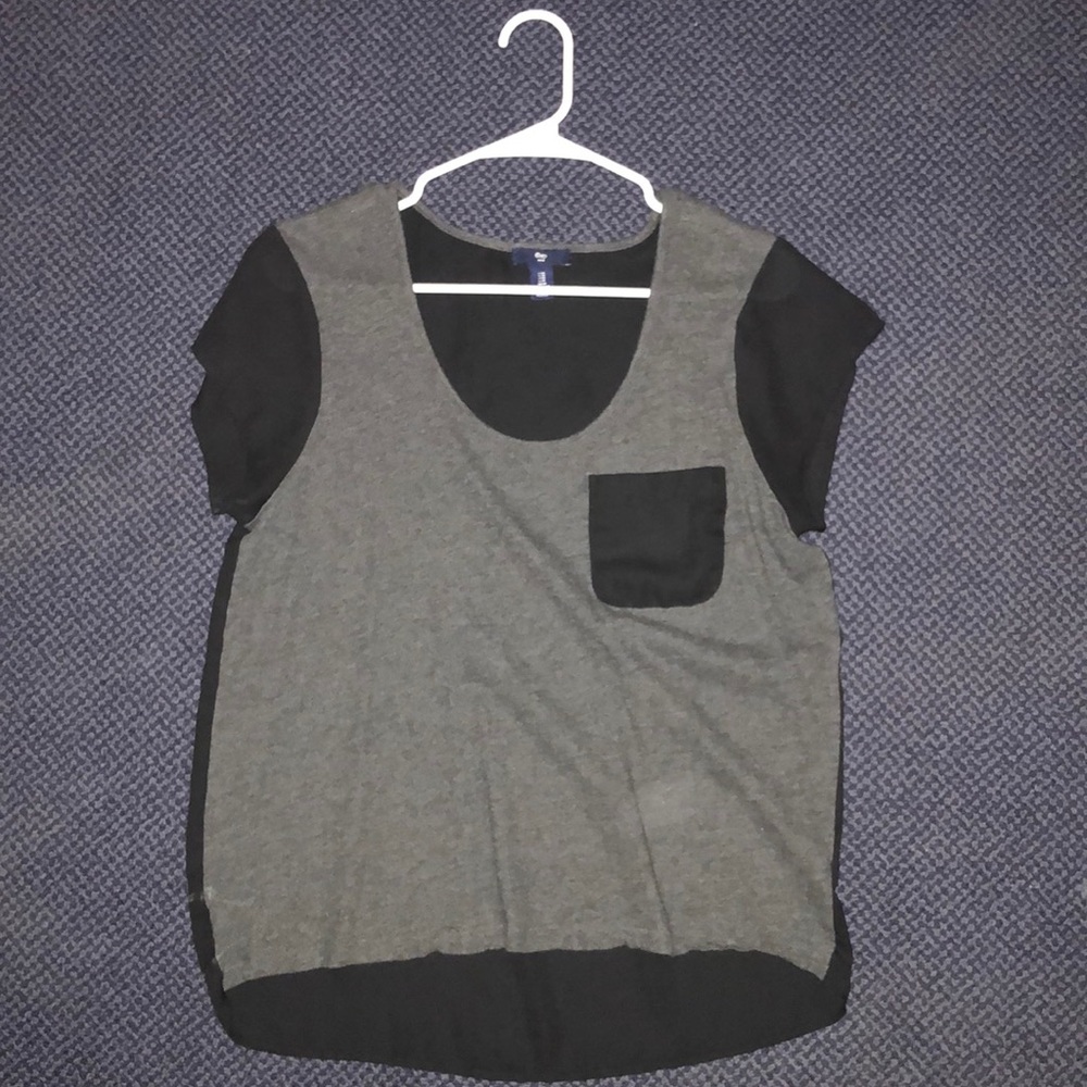 gap t-shirt